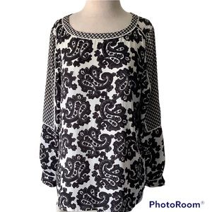 LOFT Black and White Geometric Long Sleeve Blouse